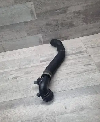Audi A6 S6 C7 4G Engine coolant pipe/hose 4G0122293K PA66GF30