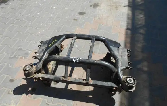 Maserati Quattroporte Rear axle beam 