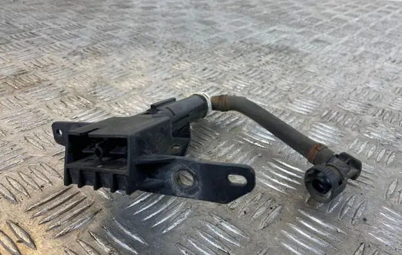 Subaru Forester SH Headlight washer spray nozzle 20041
