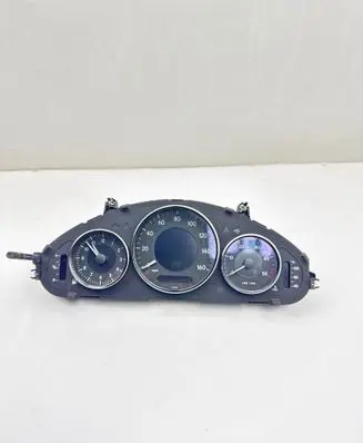 Mercedes-Benz CLS C219 Speedometer (instrument cluster) A2195401711