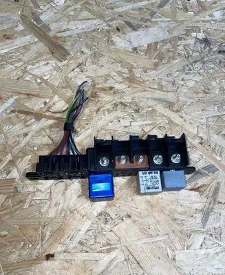 Fuse box set