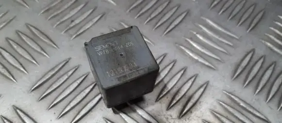 Opel Sintra Other relay 12193604 VF28-11F14-Z05