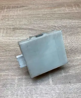 Toyota Avensis T250 Door control unit/module 8974105070 73111487