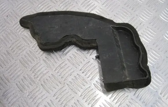 Nissan Qashqai Intercooler air channel guide 668984EA0B