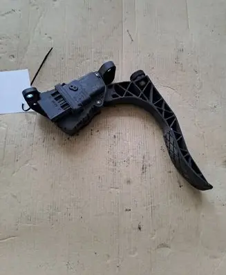 Audi A6 S6 C6 4F Accelerator throttle pedal 4F1723523B