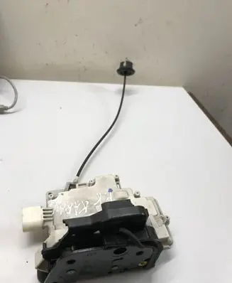 Audi A4 S4 B7 8E 8H Front door lock