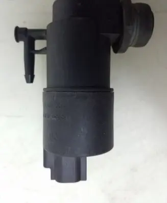 Toyota Yaris Windscreen/windshield washer pump 853300F020