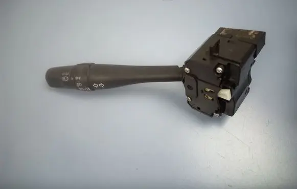 Nissan Almera N16 Indicator stalk 36852B 54353334