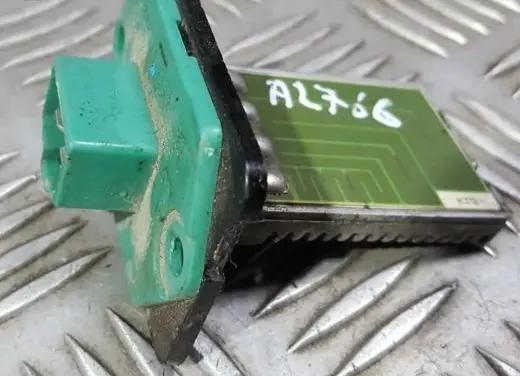 Hyundai Trajet Heater blower motor/fan resistor