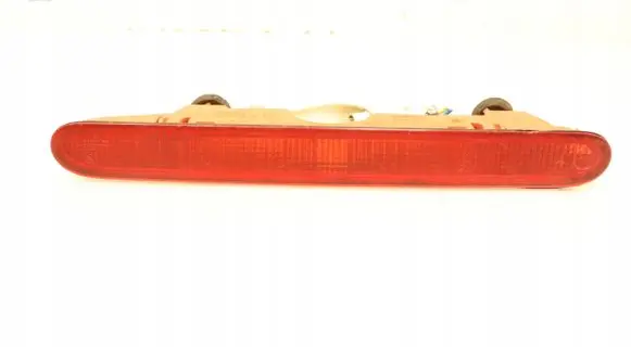 Third/center stoplight