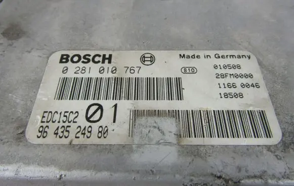 Peugeot 206 Engine control unit/module 9643524980