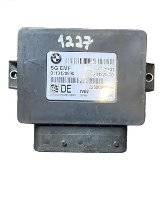 BMW 5 F10 F11 Hand brake control module EB685370301