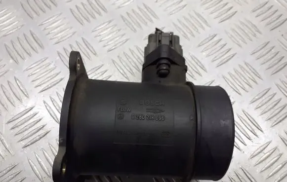 Nissan Primera Mass air flow meter 0280218096