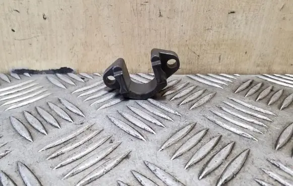 BMW X5 E53 Fuel Injector clamp holder