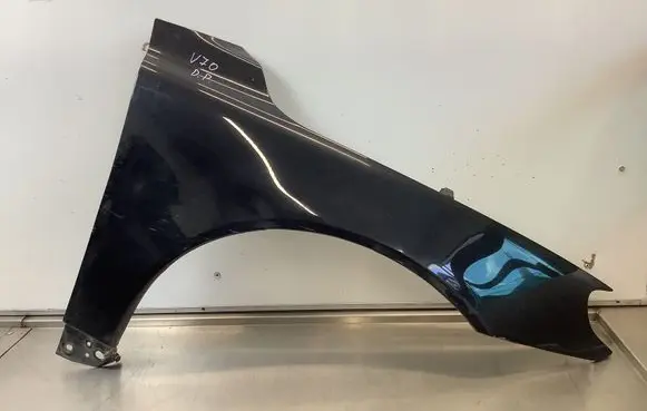 Volvo V70 Fender