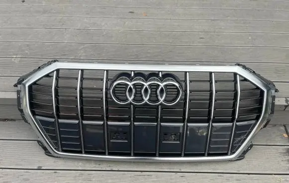 Audi Q3 F3 Front bumper upper radiator grill 83A853651E 03AU326 83A853651F