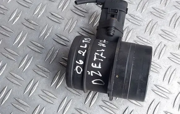 Volkswagen Jetta V Mass air flow meter 074906461B 0281002461 F00C2G2055