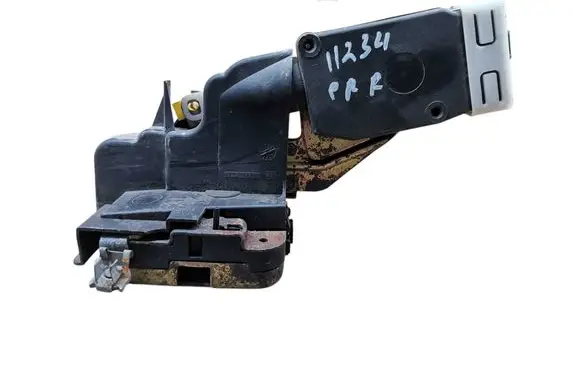 Volvo S40, V40 Front door lock 30850804