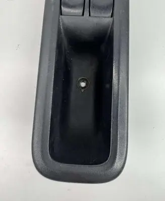 Renault Clio III Electric window control switch 8200356515 020130 502013H