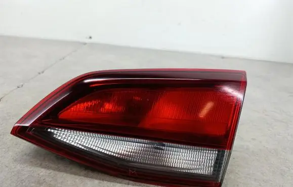 Opel Astra K Tailgate rear/tail lights 39077381
