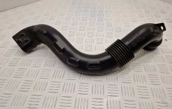 Renault Captur Air intake duct part 165556691R 705307 LSA927