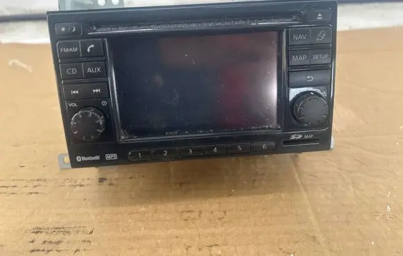 Nissan Juke I F15 Radio/CD/DVD/GPS head unit 25915BH20B 7612830090