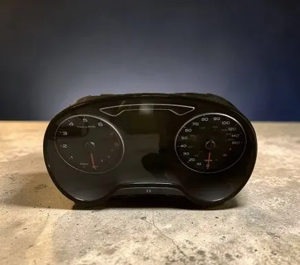 Audi A3 S3 8V Speedometer (instrument cluster) 8V0920850