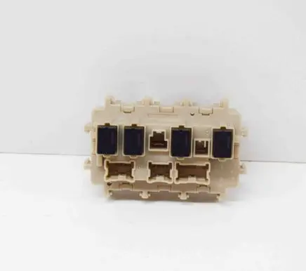 Nissan Qashqai Fuse module C1045 9A07