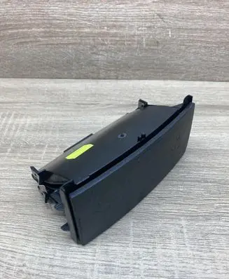 Volkswagen Touareg I Car ashtray 7L6863072B