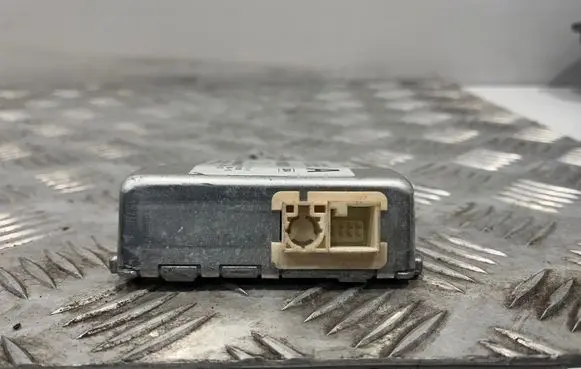 Windshield/windscreen camera