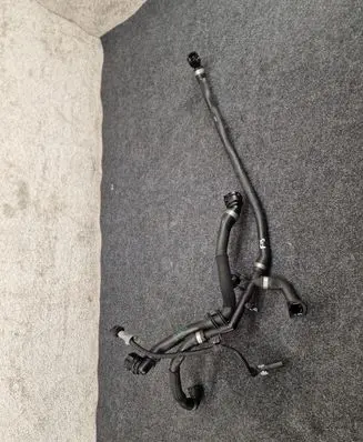 BMW 6 F12 F13 Engine coolant pipe/hose 7582895 7601305 7592649