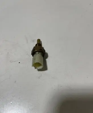 Subaru XV II Oil temperature sensor 