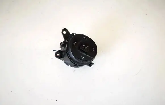 Ford Focus Steering wheel buttons/switches am5t14k147ba am5t-14k147-ba