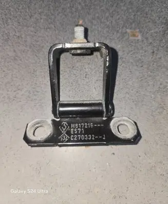 Renault Clio III Tailgate/trunk/boot hinge C270332J M61721S ES71