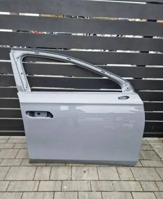Volkswagen ID.7 Front door