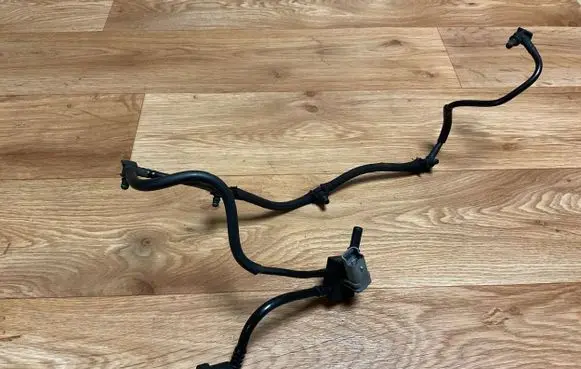 Renault Trafic II (X83) Fuel line pipe PA66GF30