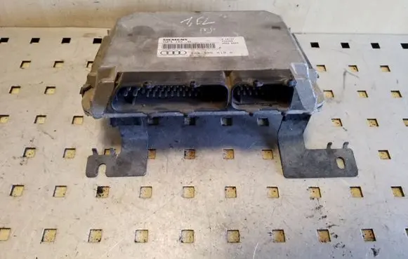 Audi A3 S3 8L Engine control unit/module 06A906019D 5WP4193