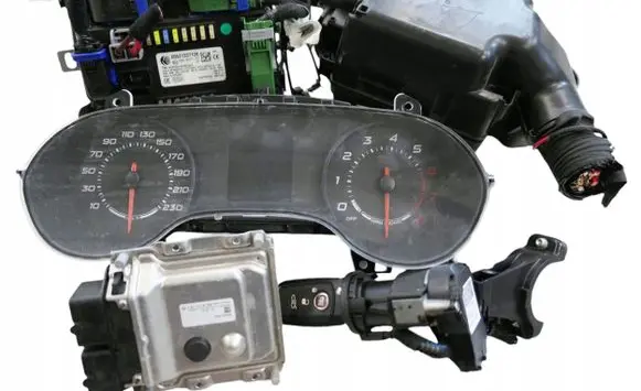Fiat Tipo Engine ECU kit and lock set 00521337120