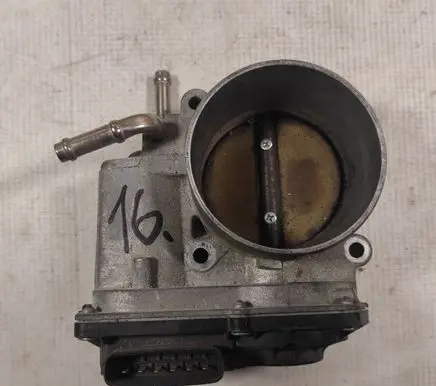 Toyota Sienna XL20 II Throttle valve 220300A020