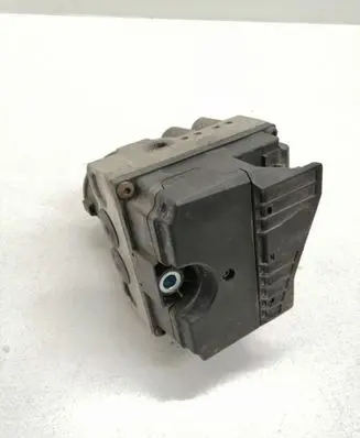 Audi A4 S4 B5 8D ABS Pump 8D0614111