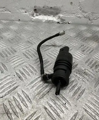 BMW X5 E70 Windscreen/windshield washer pump 6934160