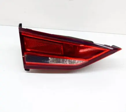 Audi A3 S3 8V Tailgate rear/tail lights 8V5945075 81690101