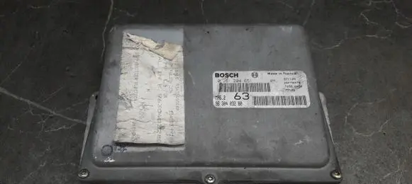 Peugeot 406 Engine control unit/module ECU 0261204651