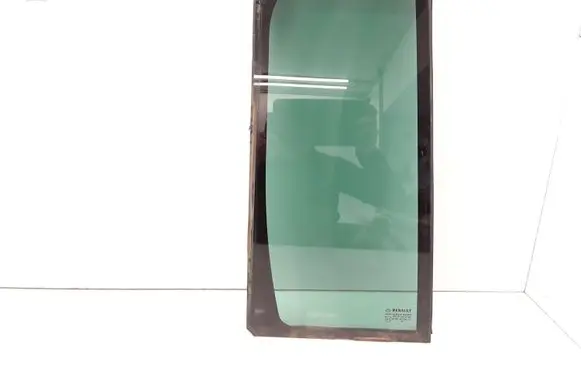 Renault Espace - Grand espace IV Rear vent window glass 43R005013 DOT39 AS3