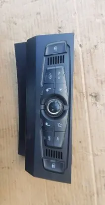 Audi A4 S4 B8 8K Climate control unit 8T1820043P