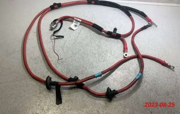 Mercedes-Benz GL X166 Positive cable (battery) A1664409607 1664409607