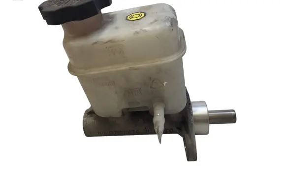 Hyundai Santa Fe Master brake cylinder BM341111