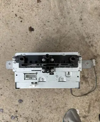 Subaru B9 Tribeca Radio/CD/DVD/GPS head unit