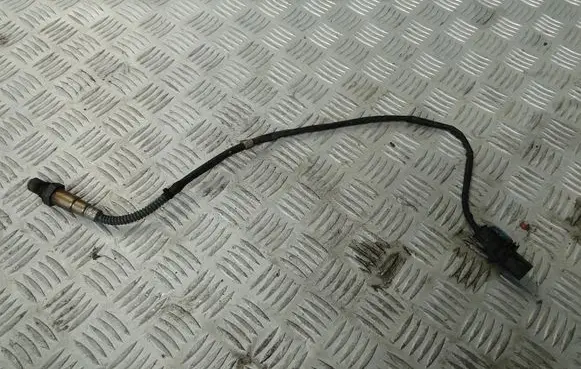 Volkswagen Touran II Lambda probe sensor 03G906262A