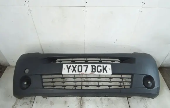 Renault Master II Front bumper